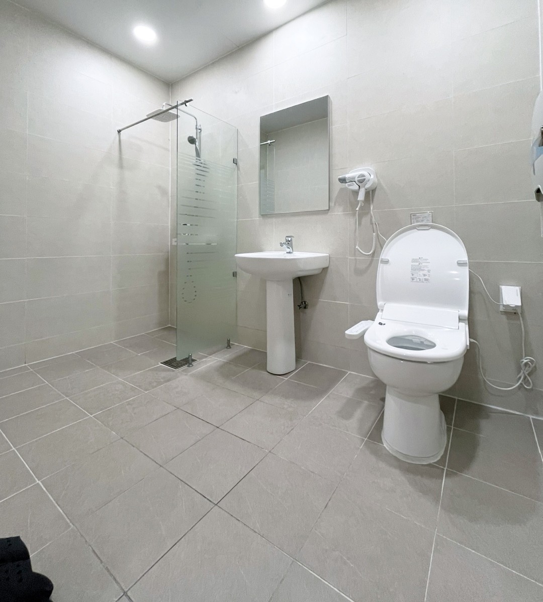 1층 특실 화장실